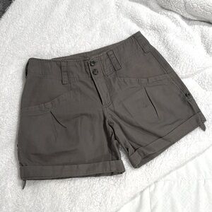 nau women’s size 2 100% organic shorts
